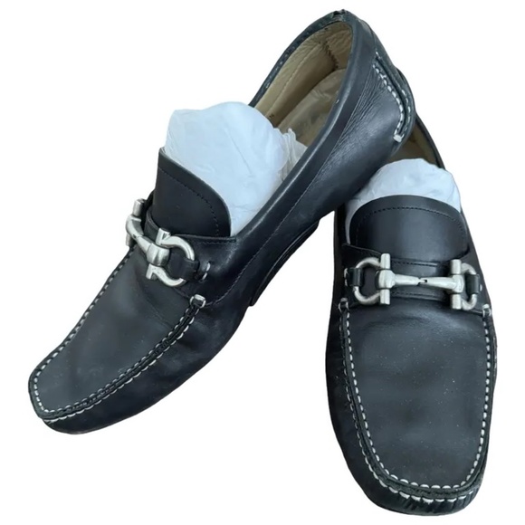 SALVATORE FERRAGAMO Black Leather Loafers - Picture 1 of 6